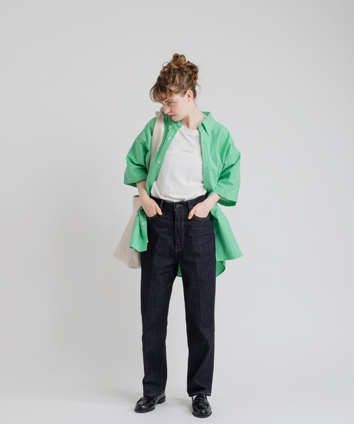 MUHET(ミュエータ)の「テーパードデニムパンツ(デニムパンツ・レディース・ライトブルー/ダークインディゴブルー・SMALL/MEDIUM/X-LARGE)」の10枚目の写真