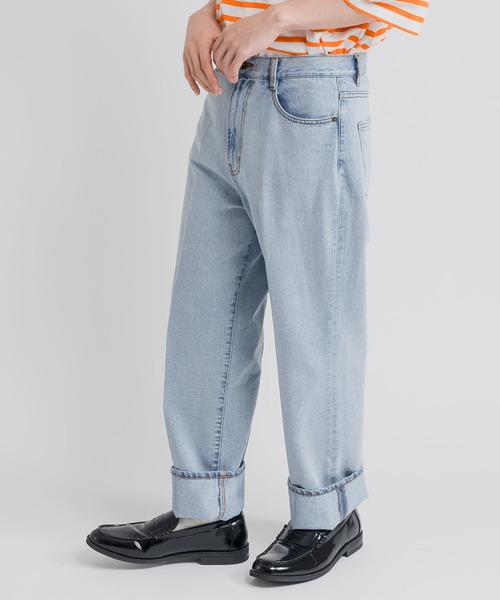 MUHET(ミュエータ)の「テーパードデニムパンツ(デニムパンツ・レディース・ライトブルー/ダークインディゴブルー・SMALL/MEDIUM/X-LARGE)」の19枚目の写真