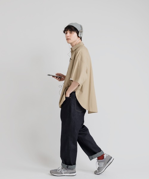 MUHET(ミュエータ)の「テーパードデニムパンツ(デニムパンツ・レディース・ライトブルー/ダークインディゴブルー・SMALL/MEDIUM/X-LARGE)」の11枚目の写真