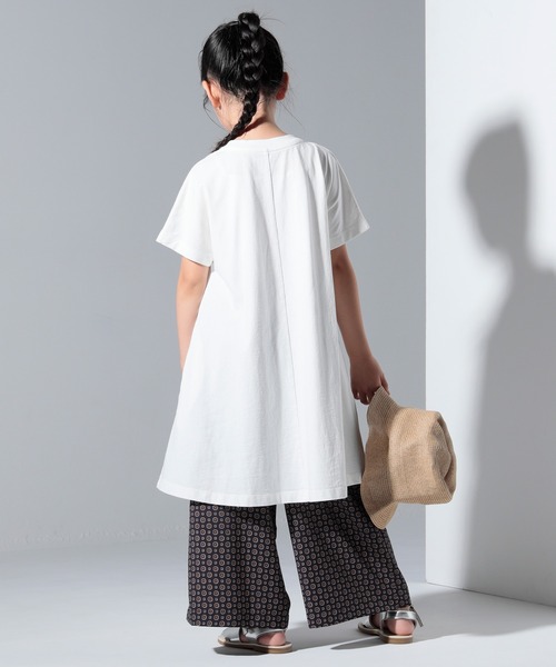 ARCH & LINE（アーチアンドライン）の「フレア半袖ワンピース G/D CANVAS FLARE DRESS（ワンピース・キッズ・オフホワイト/グレー・M/S）」の4枚目の写真
