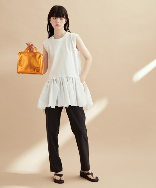 ADAM ET ROPE'（アダムエロペ）の「【2WAY】ボックスミドルバッグ（ショルダーバッグ・レディース・ベージュ/オレンジ/シルバー/ブラック・FREE）」の8枚目の写真