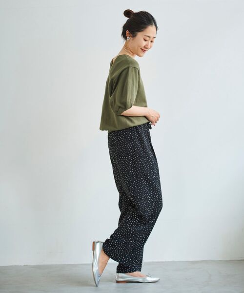 le.coeur blanc（ルクールブラン）の「前後2WAYパフスリーブニットプルオーバー（ニット/セーター・レディース・ピンク/カーキオリーブ/グレイッシュベージュ・38）」の20枚目の写真