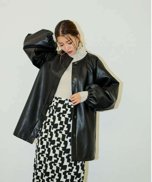 AIC.（エーアイシー）の「フェイクレザーボリュームスリーブノーカラージャケット（ノーカラージャケット・レディース・ブラック・FREE）」の6枚目の写真