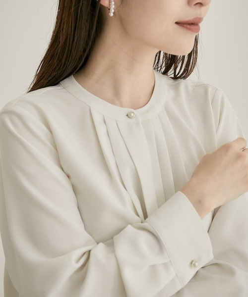 VIS（ビス）の「【洗える・防シワ】フロントタック長袖ブラウス（シャツ/ブラウス・レディース・ダークブラウン/ネイビー/サックスブルー/ピンク/モスグリーン/クリーム/ホワイト系その他5/ピンク系その他2/ブラック系その他・FREE）」の18枚目の写真