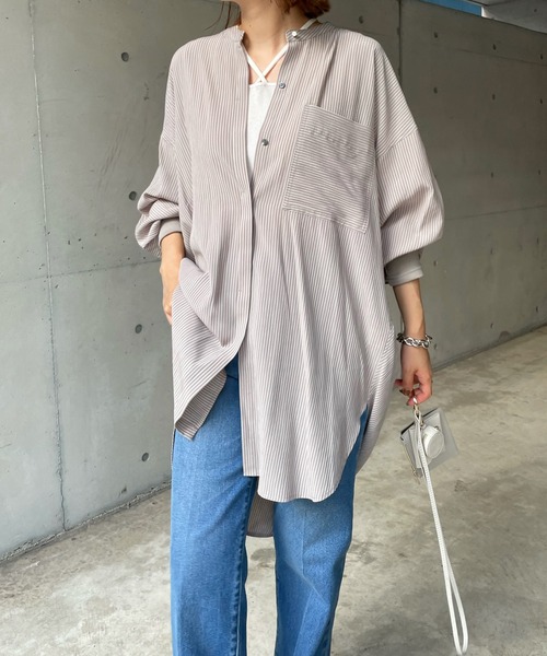 DouDou(ドゥドゥ)の「袖リブストライプバックギャザーシャツ(シャツ/ブラウス・レディース・ブラック/ベージュ・FREE)」の1枚目の写真