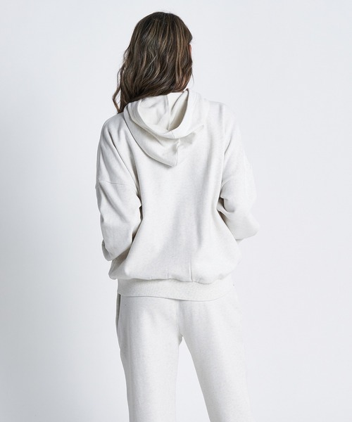 ROXY（ロキシー）の「JIVY ZIP/ロキシージップアップパーカー（パーカー・レディース・グレー/パープル/ブラック・LARGE/MEDIUM/SMALL/X-LARGE）」の6枚目の写真