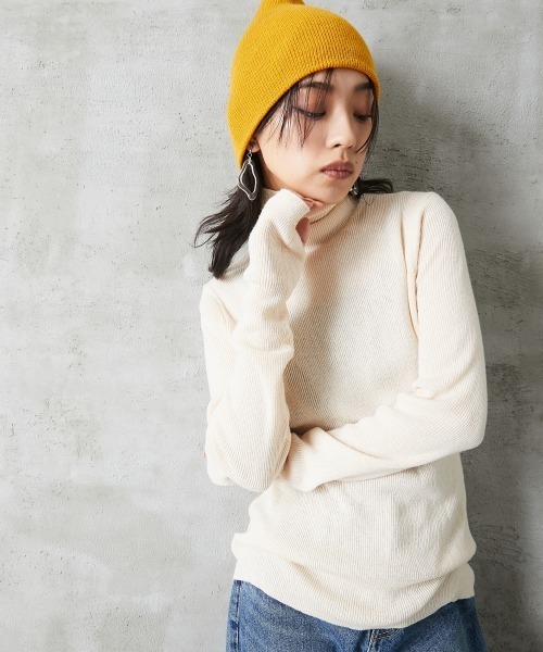 GEVS.(ジェイヴィス)の「<大きいサイズ> シンプルタートルニット GEVS.(ニット/セーター・レディース・ネイビー/アイボリー/ブラック・4L/LL/5L/3L/L)」の5枚目の写真