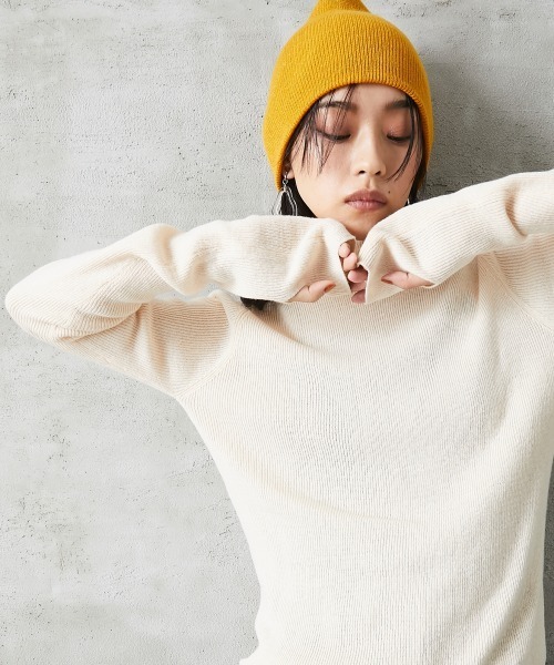 GEVS.(ジェイヴィス)の「<大きいサイズ> シンプルタートルニット GEVS.(ニット/セーター・レディース・ネイビー/アイボリー/ブラック・4L/LL/5L/3L/L)」の4枚目の写真