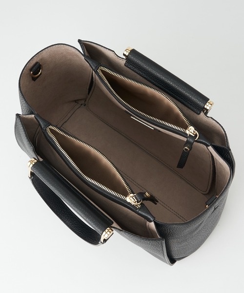 IACUCCI（イアクッチ）の「サブリナ M CERVO（トートバッグ