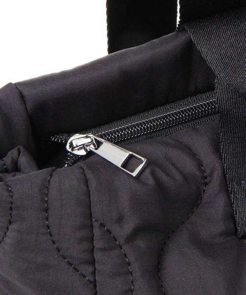 LEPSIM（レプシィム）の「マタニティ／キルティングリュック　163682（マタニティウェア/グッズ・レディース・ブラック/グリーン・ONE SIZE）」の6枚目の写真