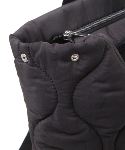 LEPSIM（レプシィム）の「マタニティ／キルティングリュック　163682（マタニティウェア/グッズ・レディース・ブラック/グリーン・ONE SIZE）」の14枚目の写真