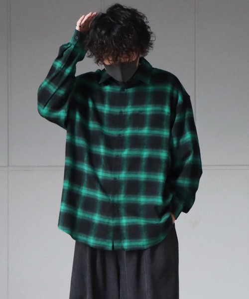 ILL'S(イルズ)の「ビッグシルエット オンブレチェックシャツ【ILL’S】(シャツ/ブラウス・メンズ・グリーン/レッド/ホワイト/ブルー・FREE)」の3枚目の写真