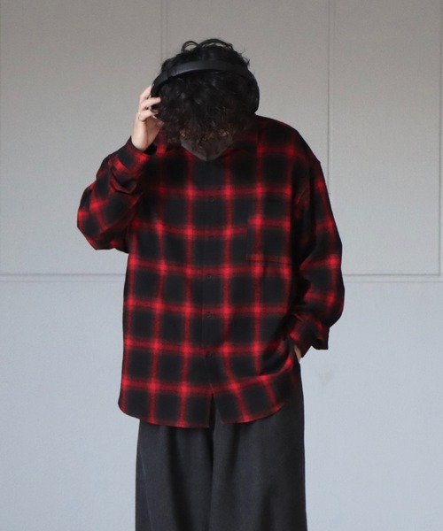 ILL'S(イルズ)の「ビッグシルエット オンブレチェックシャツ【ILL’S】(シャツ/ブラウス・メンズ・グリーン/レッド/ホワイト/ブルー・FREE)」の14枚目の写真