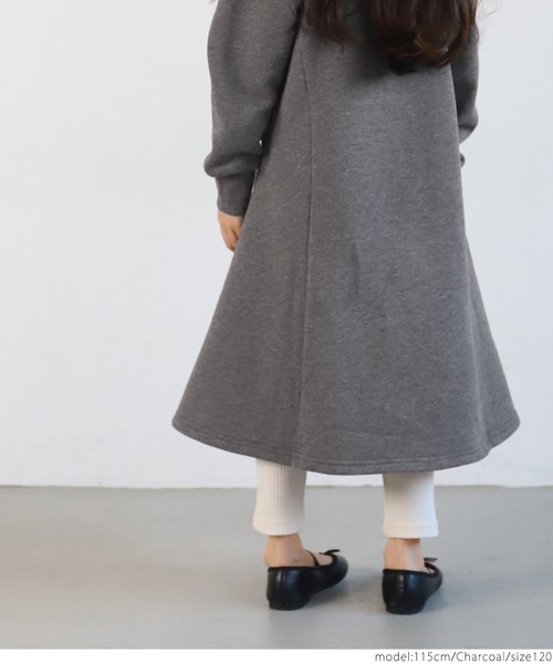 coca（coca）（コカ）の「キッズ 親子お揃い 裏起毛 Aライン ワンピース（ワンピース・キッズ・チャコールグレー/ブラック・100/110/120/130）」の15枚目の写真