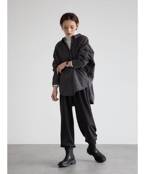 rem closet（レムクローゼット）の「コーデュロイダブルステンタックブラウス（シャツ/ブラウス・レディース・オフホワイト/ダークグレー・FREE）」の16枚目の写真