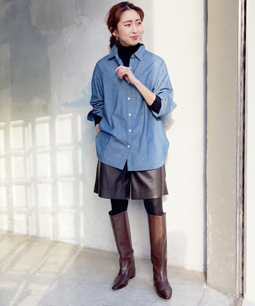 Spick & Span（スピックアンドスパン）の「フェイクレザーショートパンツ（その他パンツ・レディース・ブラウン/ブラック・36/38）」の12枚目の写真