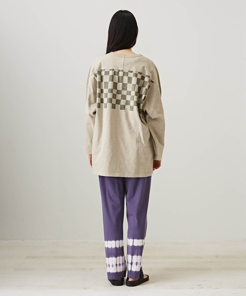 TOBILA(トビラ)の「絞り染め天竺イージーパンツ(その他パンツ・レディース・スミクロ/ベージュ/パープル・M)」の15枚目の写真