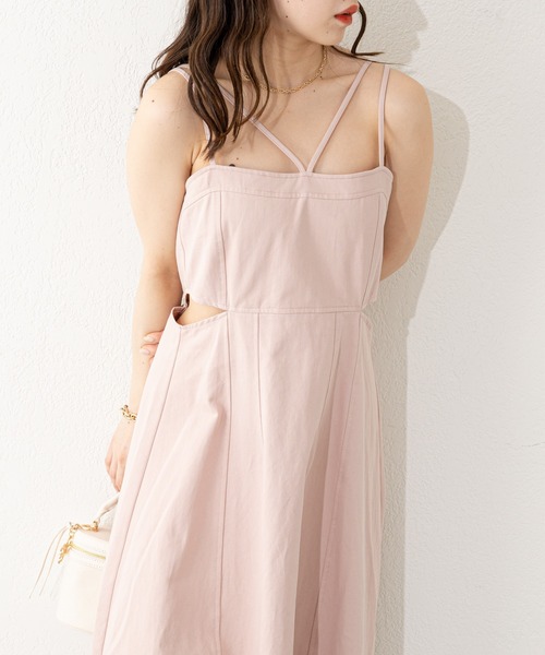 Chico（チコ）の「サイド開きキャミワンピース（ワンピース・レディース・ブラック/ピンク/アイボリー・FREE）」の16枚目の写真