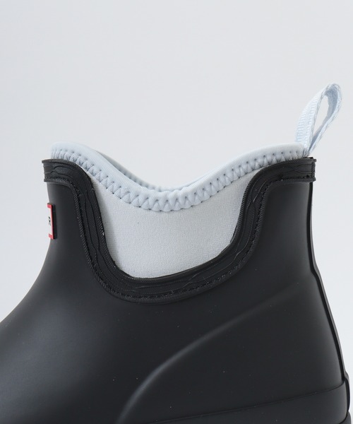 HUNTER（ハンター）の「HUNTER ネオプレン チェルシープレイブーツ（レインシューズ・レディース・ブラック/グレー/カーキ/ホワイト×グリーン/ホワイト×ブルー・24cm/23cm/22cm/24㎝/25cm/23㎝/25㎝）」の17枚目の写真