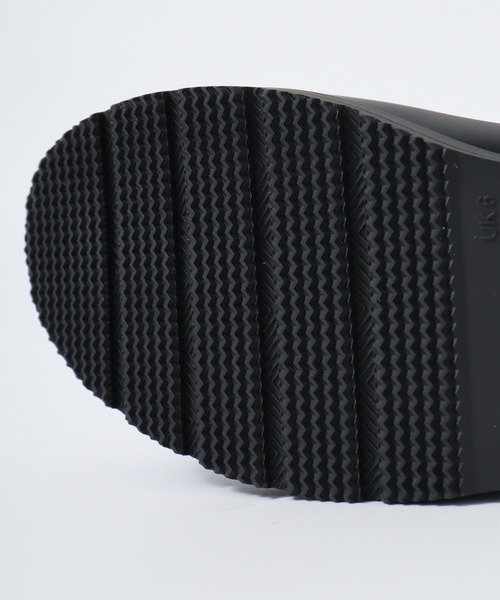 HUNTER（ハンター）の「HUNTER ネオプレン チェルシープレイブーツ（レインシューズ・レディース・ブラック/グレー/カーキ/ホワイト×グリーン/ホワイト×ブルー・24cm/23cm/22cm/24㎝/25cm/23㎝/25㎝）」の22枚目の写真