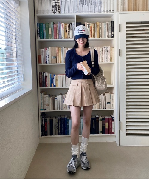 by muni:r(バイ ムニール)の「ハイティーンプリーツスカート(スカート・レディース・ベージュ/ブラック・SMALL/MEDIUM)」の7枚目の写真