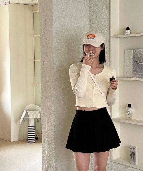 by muni:r(バイ ムニール)の「ハイティーンプリーツスカート(スカート・レディース・ベージュ/ブラック・SMALL/MEDIUM)」の17枚目の写真