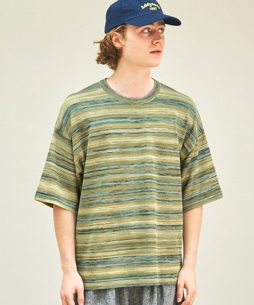 EMMA CLOTHES(エマクローズ)の「グラデーション半袖サマーニット EMMA CLOTHES(ニット/セーター・メンズ・ベージュ系/オリーブ系/グリーン系/ブルー系/レッド系・M/L)」の6枚目の写真