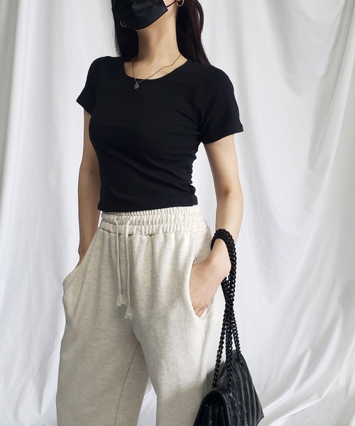 me+em select（ミームセレクト）の「【 ５color 】カットアウトバックスリットクロップドＴシャツ（Tシャツ/カットソー・レディース・グレー/ブラック/チャコール/ホワイト/ブルー・FREE）」の16枚目の写真