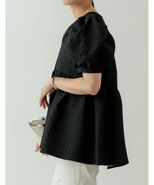 [2023SUMMERCOLLECTION]ふくれジャガード5分袖ペプラムブラウス