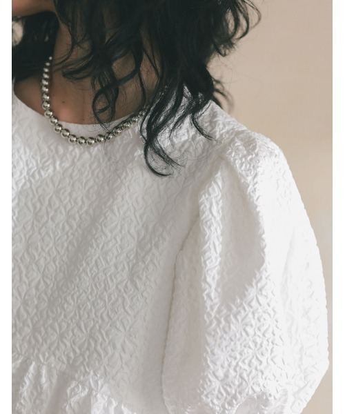 [2023SUMMERCOLLECTION]ふくれジャガード5分袖ペプラムブラウス