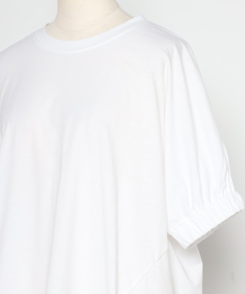 Bonjour Sagan(ボンジュールサガン)の「袖ギャザーコクーンTシャツ(Tシャツ/カットソー・レディース・グレイッシュベージュ/チャコールグレー/オフホワイト・FREE)」の7枚目の写真