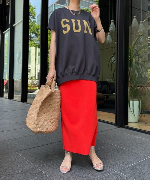 DouDou(ドゥドゥ)の「【WEB限定】SUNミニ裏毛TEE(Tシャツ/カットソー・レディース・ベージュ/ホワイト/チャコールグレー・FREE)」の12枚目の写真