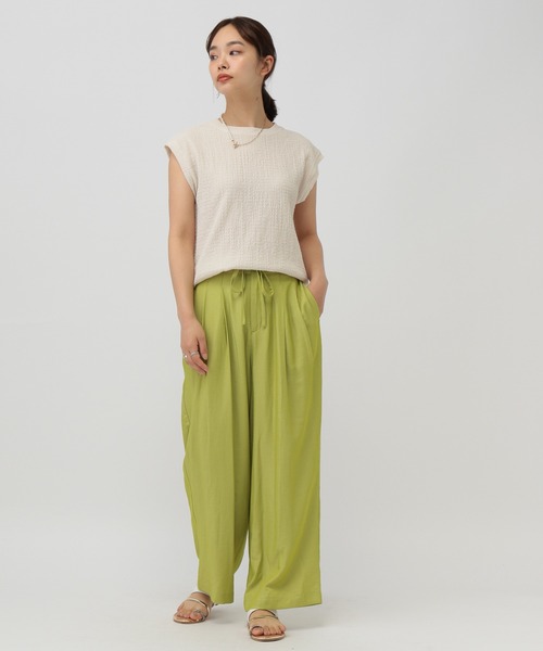 saloon（サルーン）の「SALOON(サルーン)/シャンブレータックワイドパンツ（その他パンツ・レディース・ライトグレー/インディゴブルー/ライトグリーン/アイボリー・FREE）」の17枚目の写真