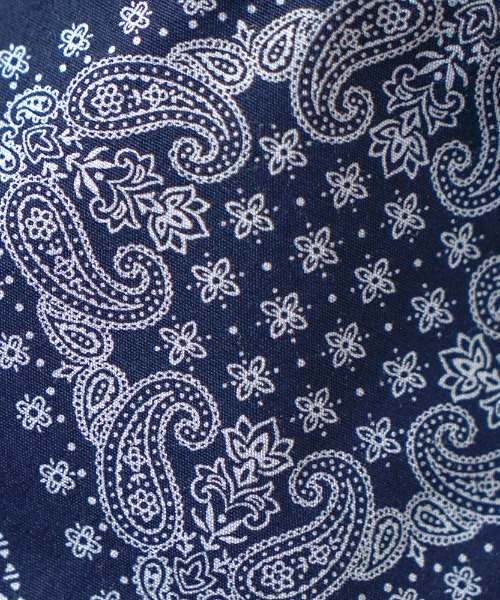 BOBO(ボボ)の「【BOBO】 保冷剤が入れられる4wayバンダナスタイ(スタイ/よだれかけ・キッズ・レッド/ネイビー・ONE SIZE)」の19枚目の写真