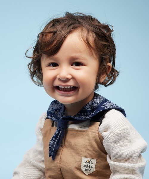 BOBO(ボボ)の「【BOBO】 保冷剤が入れられる4wayバンダナスタイ(スタイ/よだれかけ・キッズ・レッド/ネイビー・ONE SIZE)」の9枚目の写真