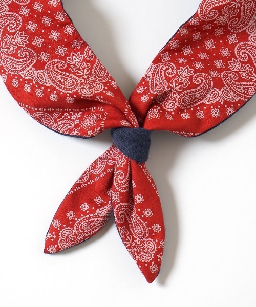 BOBO(ボボ)の「【BOBO】 保冷剤が入れられる4wayバンダナスタイ(スタイ/よだれかけ・キッズ・レッド/ネイビー・ONE SIZE)」の18枚目の写真