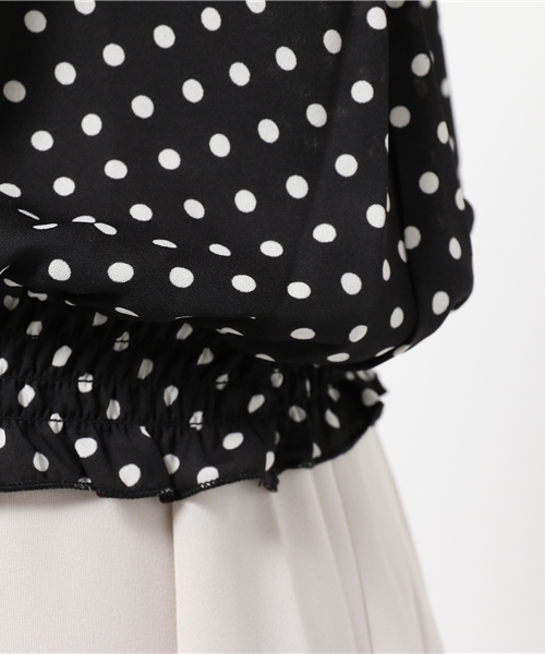 one after another NICE CLAUP(ワンアフターアナザーナイスクラップ)の「【ナイスクラップ】ドットシュークリーム袖(シャツ/ブラウス・レディース・オフホワイト/ブラック・FREE)」の9枚目の写真