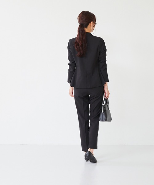 menue(メヌエ)の「アーモンドトゥ ベーシックパンプス(パンプス・レディース・ダークグレー/ブラック/グレイッシュベージュ/ピンクベージュ・22.0cm/22.5cm/23.0cm/24.5cm/26.0cm/25.0cm/25.5cm/23.5cm/24.0cm/21.5cm)」の11枚目の写真