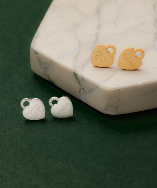 MILKFED.(ミルクフェド)の「HEART PADLOCK STUD EARRINGS(ピアス(両耳用)・レディース・シルバー/ゴールド・ONE SIZE)」の6枚目の写真