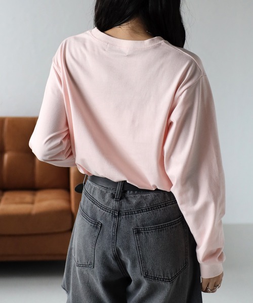 COMMRE（コムル）の「アソートロゴロンT（Tシャツ/カットソー・レディース・オレンジ/グリーン/ピンク/チャコールグレー・FREE）」の5枚目の写真