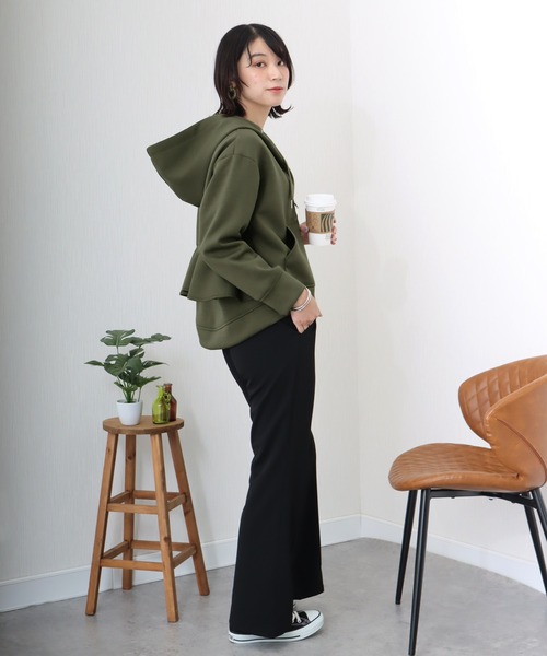 libelle more(リベル モア)の「ダンボールポンチ バックフレア ジップパーカー(その他アウター・レディース・カーキ/ネイビー/チャコールグレー・L/M)」の6枚目の写真
