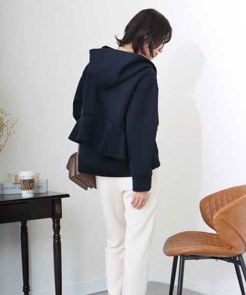 libelle more(リベル モア)の「ダンボールポンチ バックフレア ジップパーカー(その他アウター・レディース・カーキ/ネイビー/チャコールグレー・L/M)」の16枚目の写真