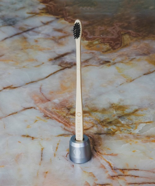 O SKIN & HAIR（オースキンアンドヘア）の「O skin & hair　オー・トゥースブラシ（オーラルケア/歯磨きグッズ・レディース・その他1・0）」の2枚目の写真