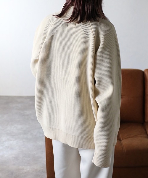 CREARE -LINO-（クレアーレリノ）の「オーバーサイズ ルーズ ドライバーズ ニット<ユニセックス>（ニット/セーター・メンズ・ブラウン/ブラック/オフホワイト/チャコールグレー・M/L）」の8枚目の写真