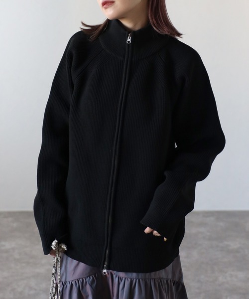 CREARE -LINO-（クレアーレリノ）の「オーバーサイズ ルーズ ドライバーズ ニット<ユニセックス>（ニット/セーター・メンズ・ブラウン/ブラック/オフホワイト/チャコールグレー・M/L）」の13枚目の写真