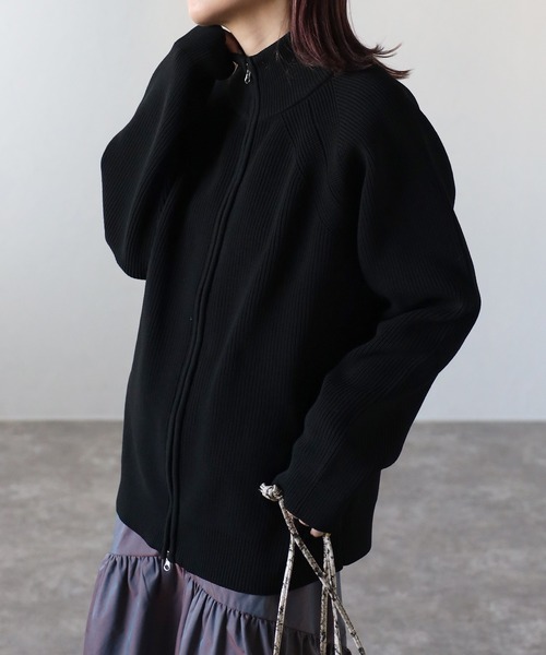 CREARE -LINO-（クレアーレリノ）の「オーバーサイズ ルーズ ドライバーズ ニット<ユニセックス>（ニット/セーター・メンズ・ブラウン/ブラック/オフホワイト/チャコールグレー・M/L）」の14枚目の写真