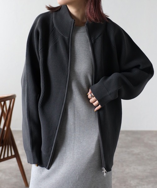 CREARE -LINO-（クレアーレリノ）の「オーバーサイズ ルーズ ドライバーズ ニット<ユニセックス>（ニット/セーター・メンズ・ブラウン/ブラック/オフホワイト/チャコールグレー・M/L）」の21枚目の写真