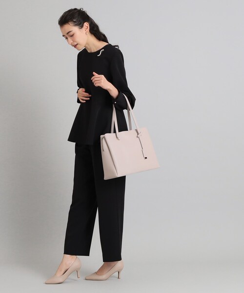 OPAQUE.CLIP（オペークドットクリップ）の「◆≪通勤・セレモニー/セットアップ対応≫ ワイドパンツ/ダブルクロス【洗濯機洗い可】（その他パンツ・レディース・ネイビー/ライトベージュ/ブラック・38/34/36/42/40）」の6枚目の写真