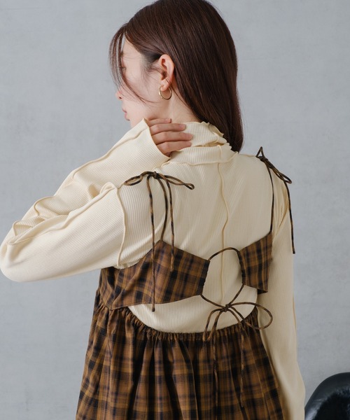 Kastane(カスタネ)の「テレコメロウハイネックロンT(Tシャツ/カットソー・レディース・チャコールグレー/アイボリー/ブルー/オレンジ・FREE)」の8枚目の写真