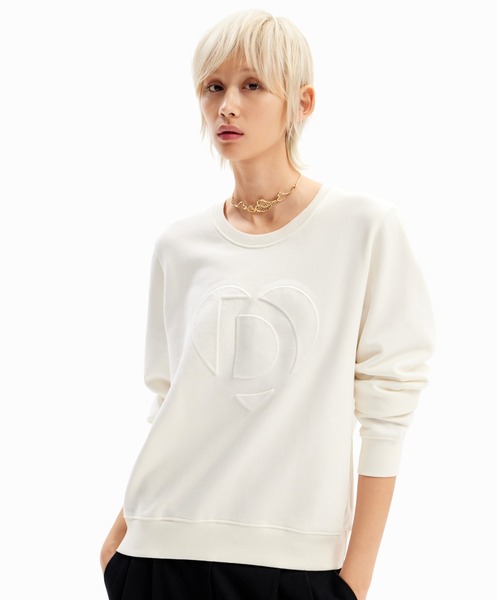 Desigual(デシグアル)の「イマゴタイプレリーフ スウェットシャツ(スウェット・レディース・ホワイト/ブラック・M/S/XXL/XL/L)」の11枚目の写真